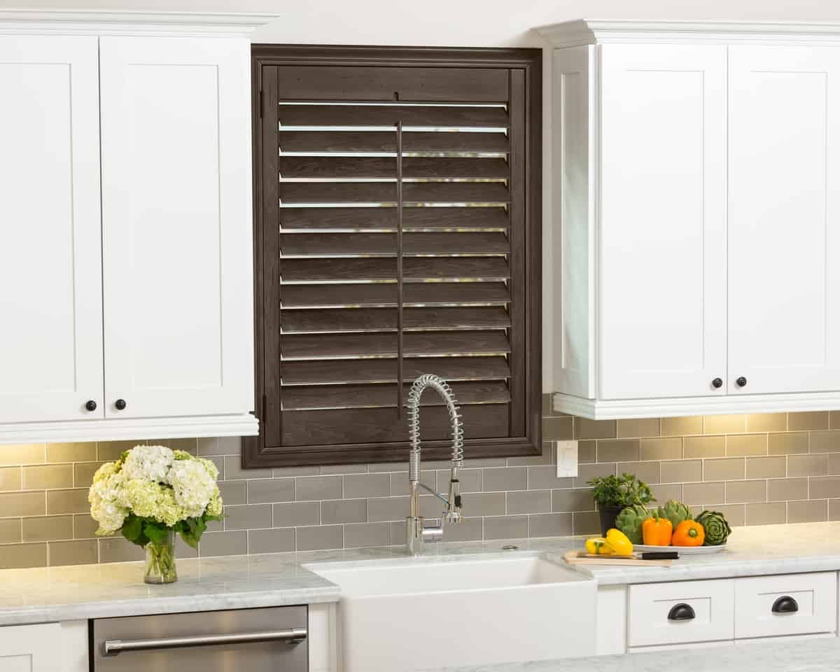 Heritance Hardwood Shutters near Albuquerque, New Mexico (NM) from Hunter Douglas for your home’s kitchen.